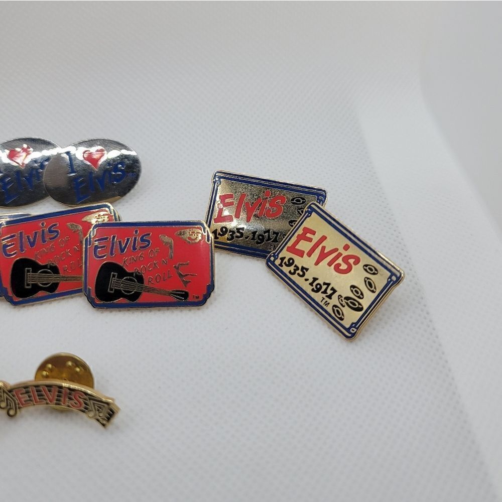 ELVIS Pin Lot   - Picture 4 of 10